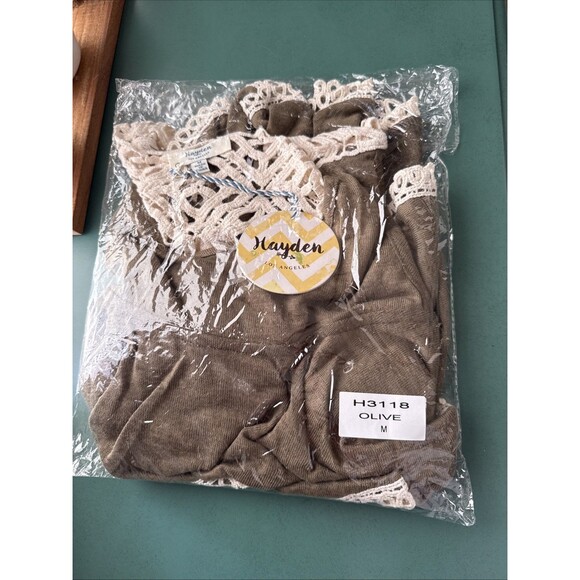 Hayden Los Angeles Sleveless Boho Ruffle Olive Green Hi Lo Top Med - Picture 10 of 10